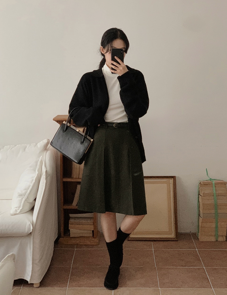 [SLOWAND] # SLOWMADE Solid Fit Classic Pintuck Midi Skirt