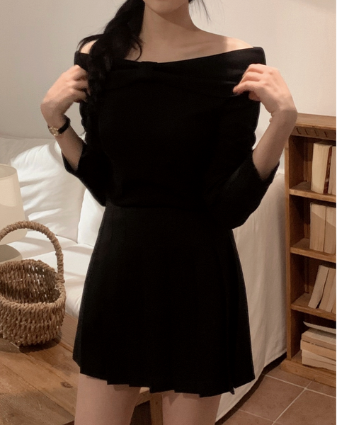 [SLOWAND] My Ribbon Off-Shoulder Top