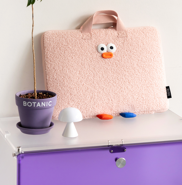 [Brunch Brother] Pompom Boucle Laptop Case 15"