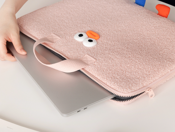 [Brunch Brother] Pompom Boucle Laptop Case 15"