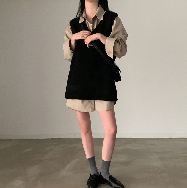 [CREAM CHEESE] School V-neck Oversized Fit Vest Dress