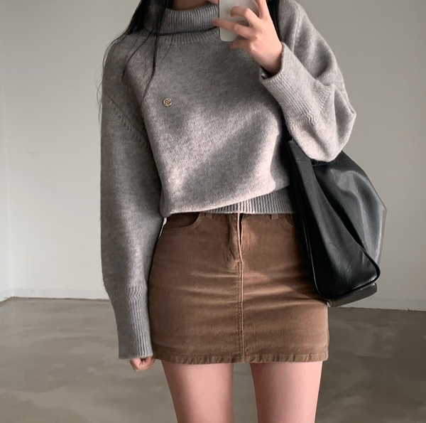 [CREAM CHEESE] Soft Turtleneck Knitwear