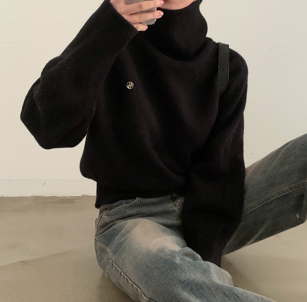 [CREAM CHEESE] Soft Turtleneck Knitwear