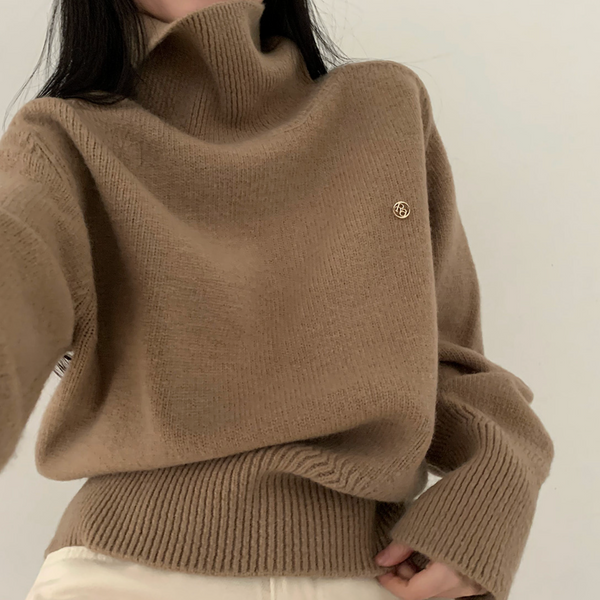 [CREAM CHEESE] Soft Turtleneck Knitwear