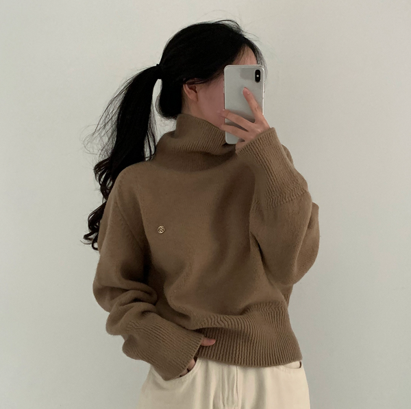 [CREAM CHEESE] Soft Turtleneck Knitwear