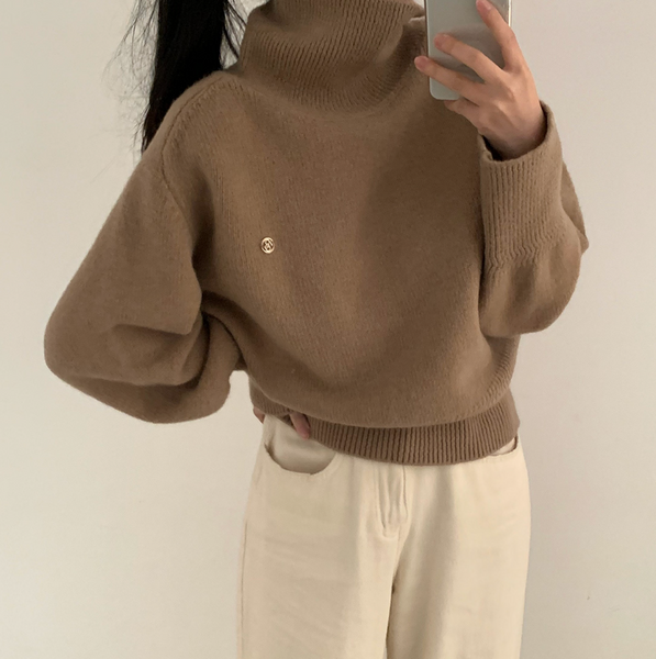 [CREAM CHEESE] Soft Turtleneck Knitwear