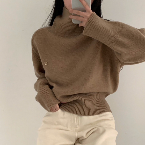 [CREAM CHEESE] Soft Turtleneck Knitwear