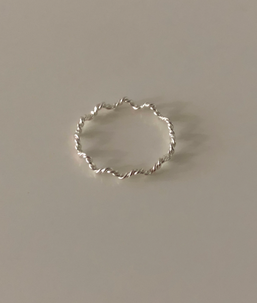 [DUNGEUREON] Simple Wave Silver Ring