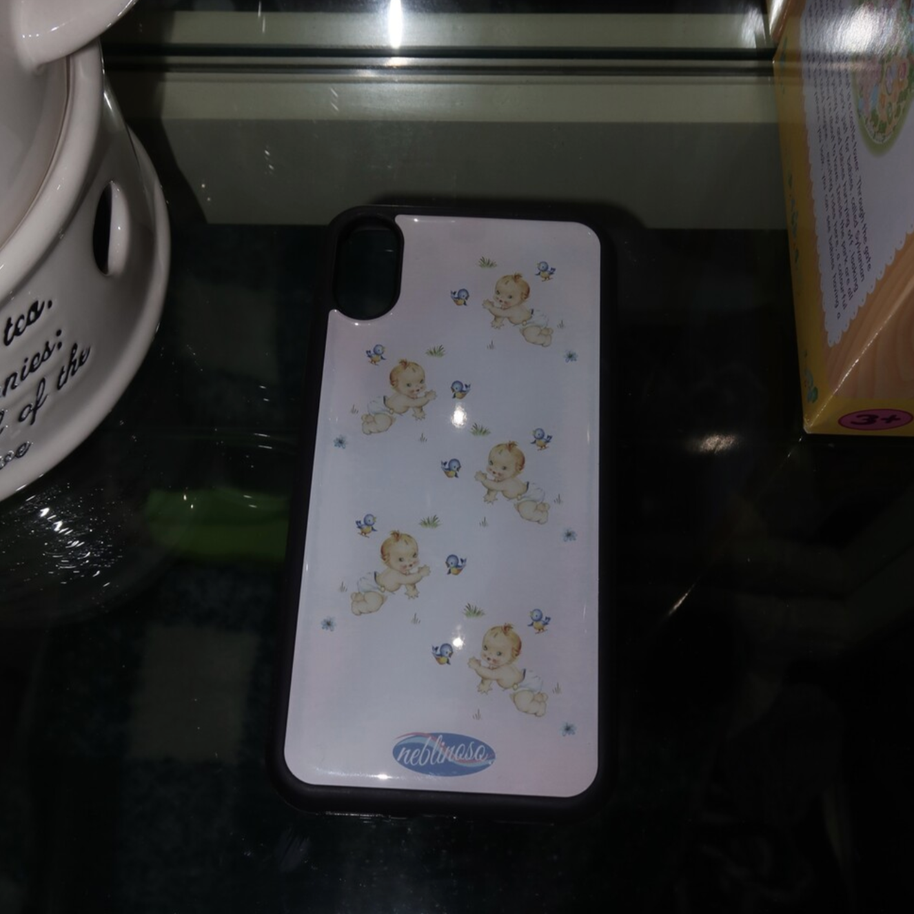 [neblinoso] Baby & Flower Epoxy Phone Case