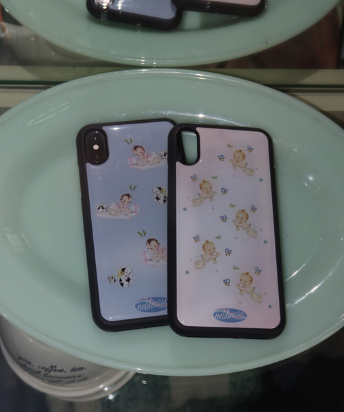 [neblinoso] Baby & Flower Epoxy Phone Case