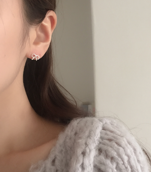 [moat] Ribbon Earring Collection (silver925)