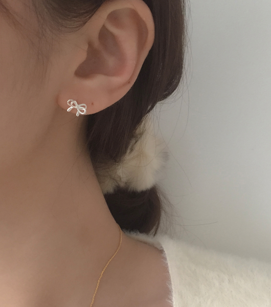 [moat] Double Ribbon Earring (silver925)