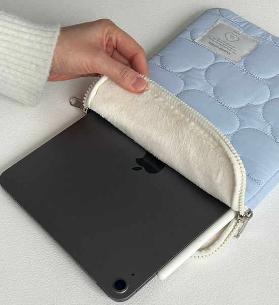 [skyfolio] Cloud Quilting iPad/Notebook Pouch