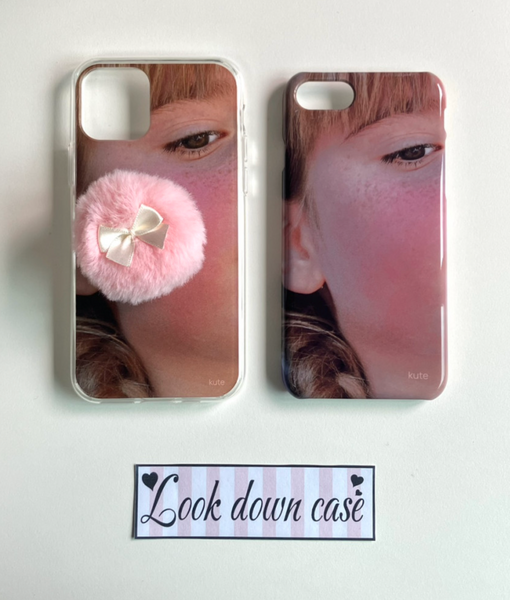 [KUTE] Look Down Phone Case