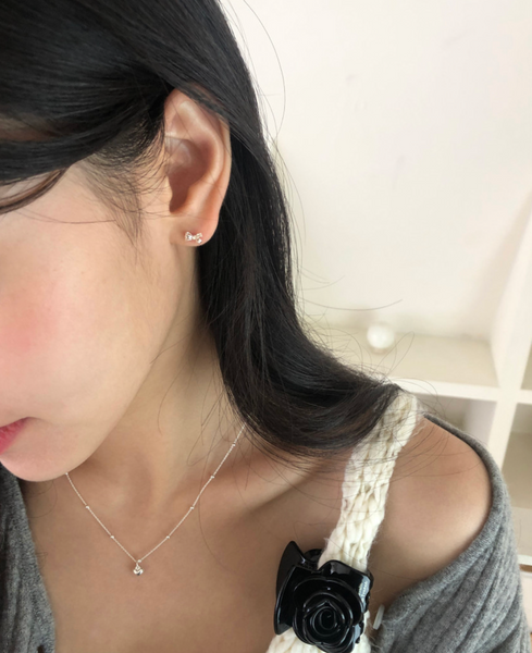 [DUNGEUREON] Moa Ribbon Silver Earrings