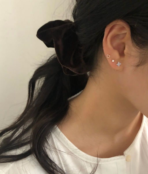 [DUNGEUREON] Flower Earrings Set