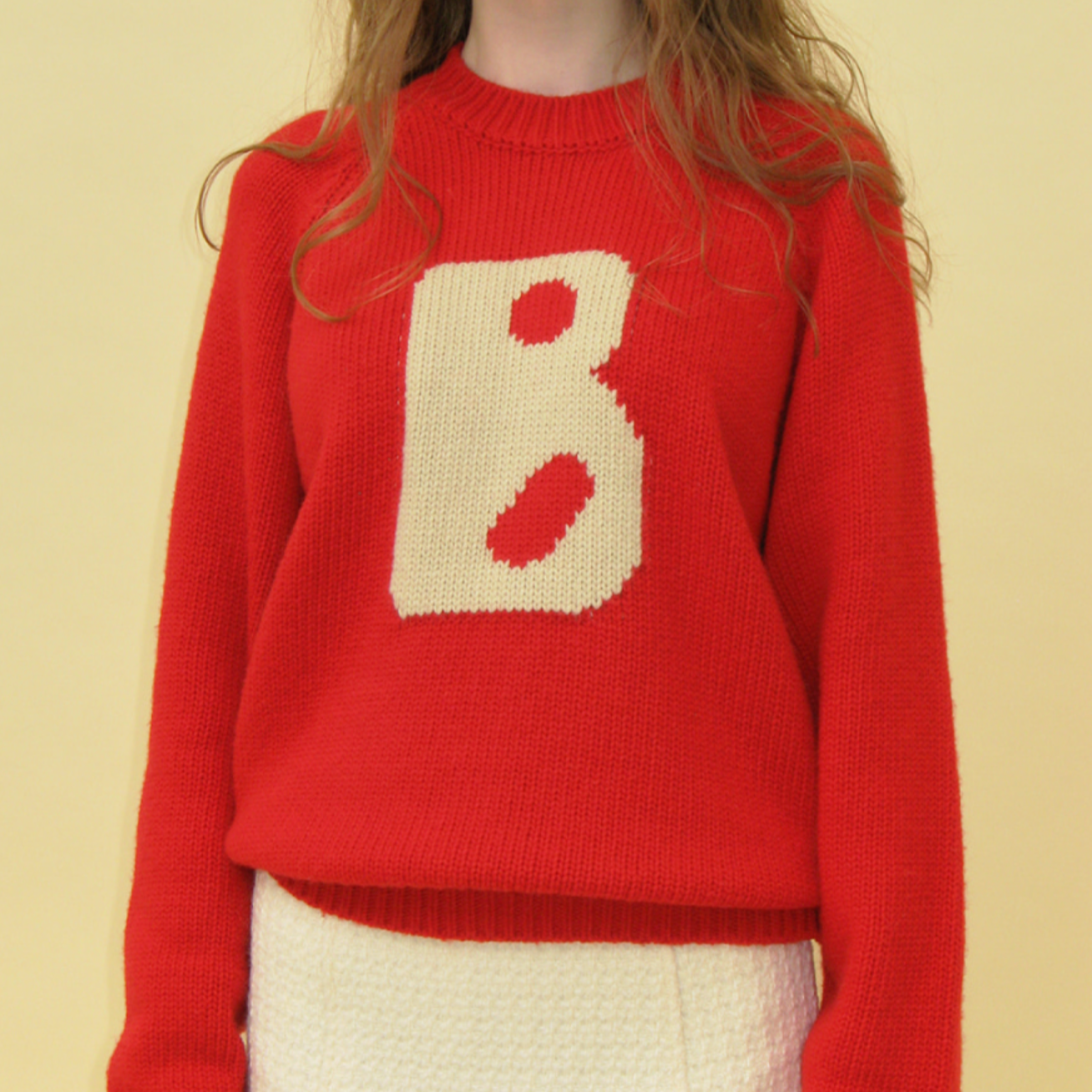 [SOMEWHERE BUTTER.] B Logo Cashmere Knit (Red)