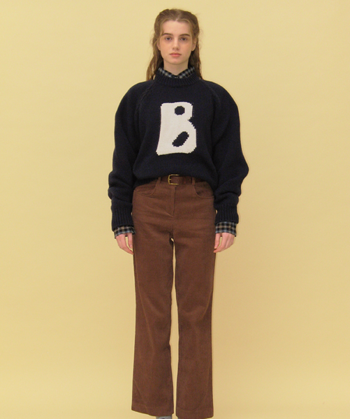 [SOMEWHERE BUTTER.] B Logo Cashmere Knit (Navy)