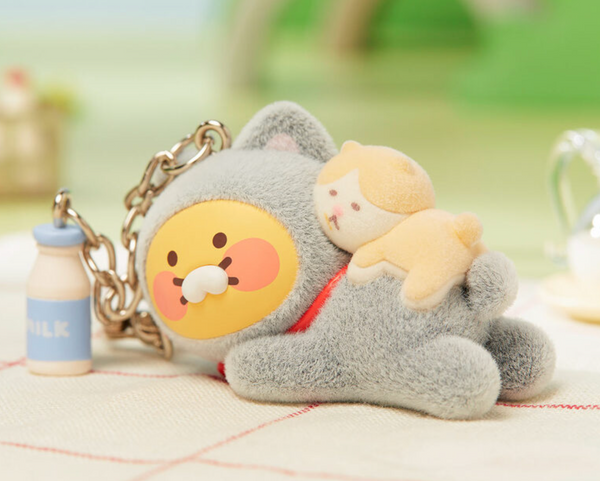 [Kakao Friends] Figure Keyring (Choonsik Milk)