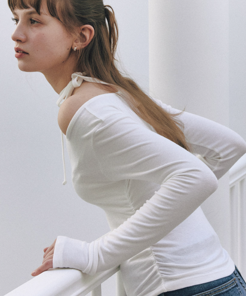 [Letter from Moon] Slash Neck Ribbon Top (White)