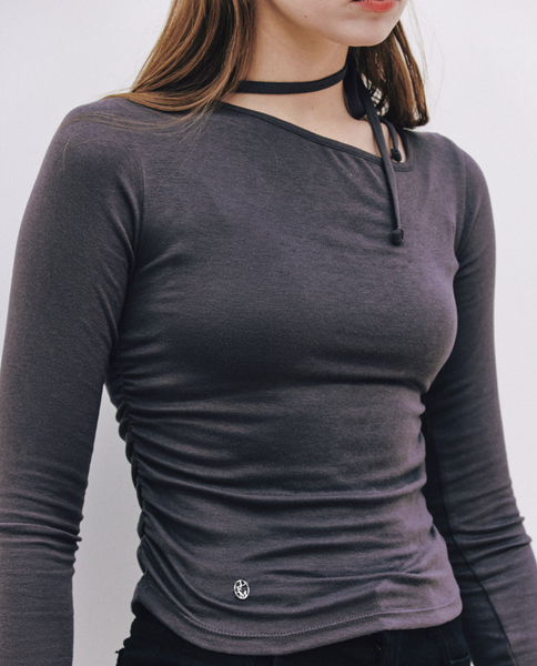 [Letter from Moon] Slash Neck Ribbon Top (Charcoal)