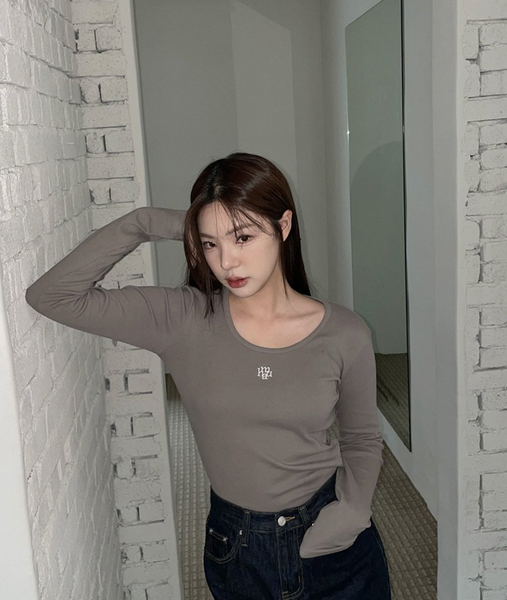 [muahmuah] Stylish Cotton Span Long Sleeve Tee