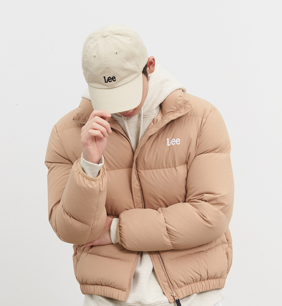 [LEE] SMALL TWITCH LOGO COTTON CURVE BALL CAP BEIGE