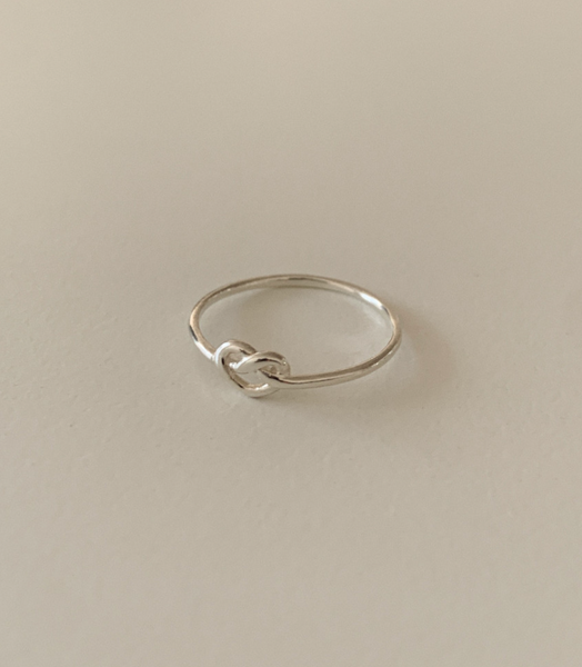 [DUNGEUREON] 925 Silver Bandy Heart Ring