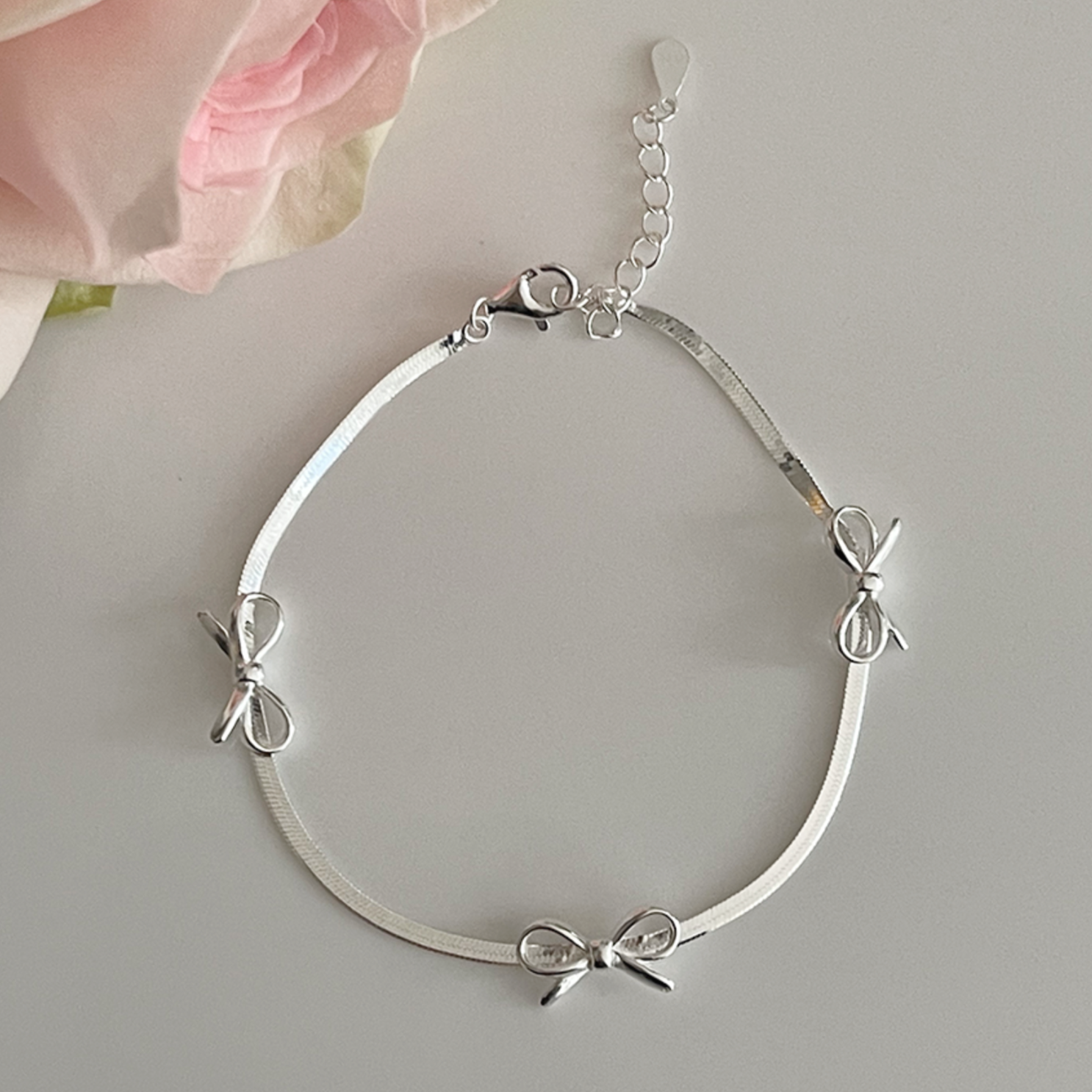 [ATTHEROOM] Silver925 Alice Ribbon Bracelet