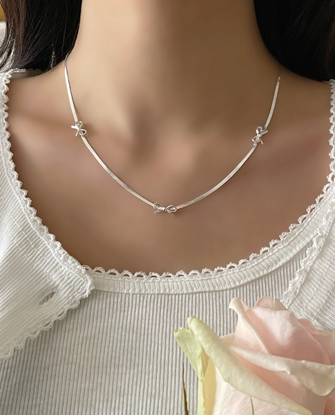 [ATTHEROOM] Silver925 Alice Ribbon Necklace