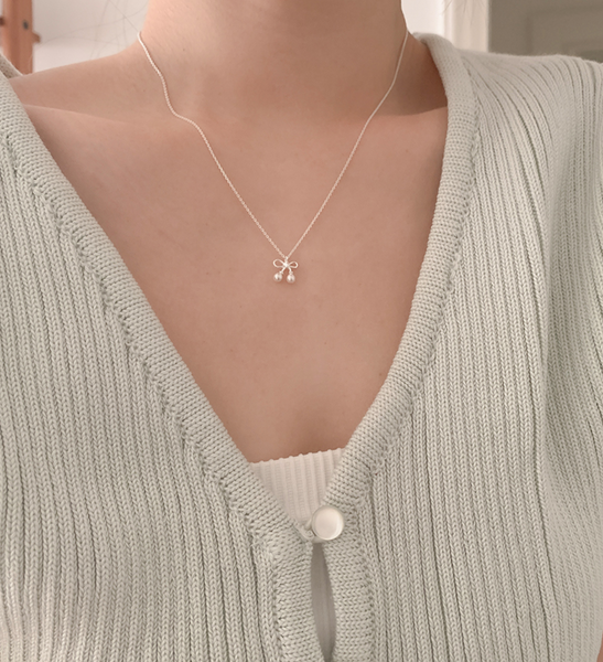 [moat] Rabbit Necklace (silver925)