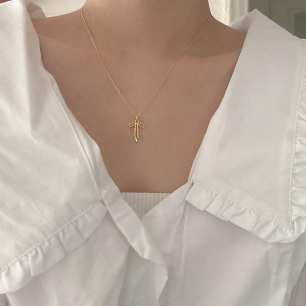 [moat] Elle Ribbon Necklace (silver925)