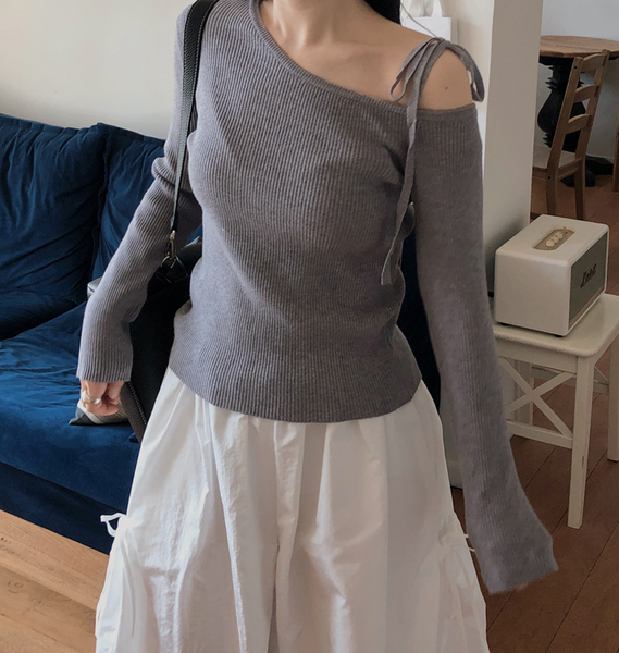 [VINVLE] Ribbon Off Shoulder Knit