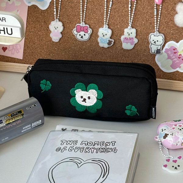 [MAZZZZY] Clover Muffin Pencil Case