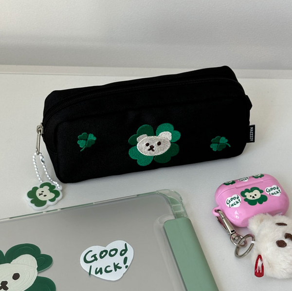 [MAZZZZY] Clover Muffin Pencil Case