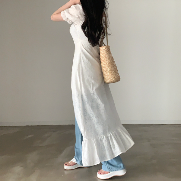 [CREAM CHEESE] Flower Unbalanced Short-sleeved Long Dress