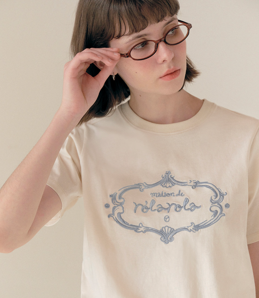 [rolarola] VINTAGE LOGO HALF T-SHIRT CREAM