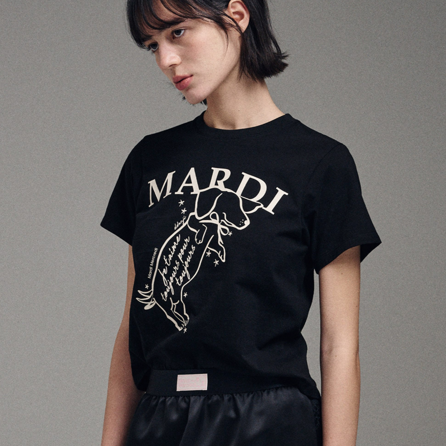 [MARDI MERCREDI] SLIM TSHIRT SWING THE TAIL DDANJI (BLACK CREAM)