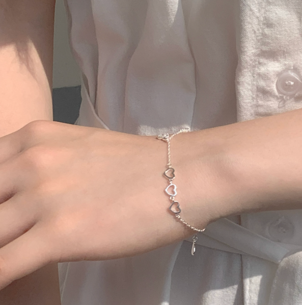 [aube n berry] 925 Silver Shy Heart Layered Point Bracelet