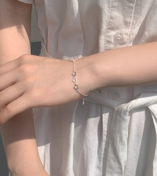 [aube n berry] 925 Silver Shy Heart Layered Point Bracelet