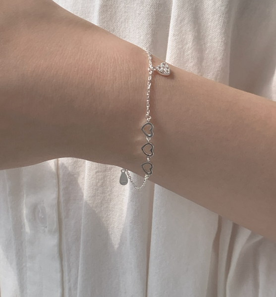 [aube n berry] 925 Silver Shy Heart Layered Point Bracelet