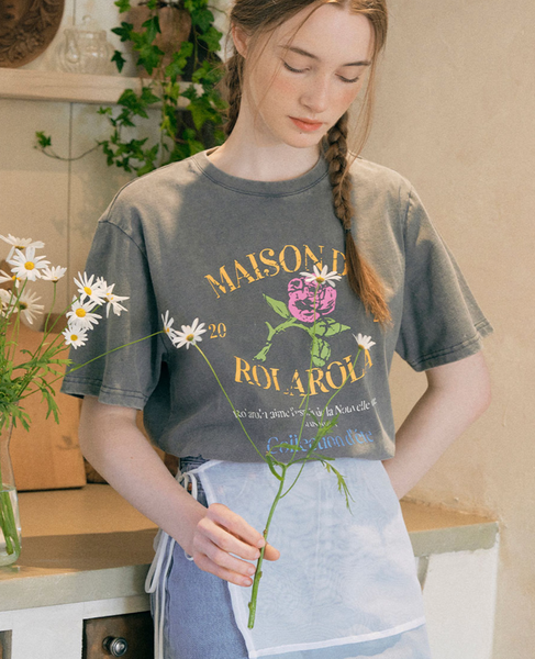 [rola rola] PIGMENT ROSE HALF T-SHIRT CHARCOAL