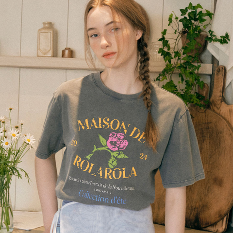 [rola rola] PIGMENT ROSE HALF T-SHIRT CHARCOAL