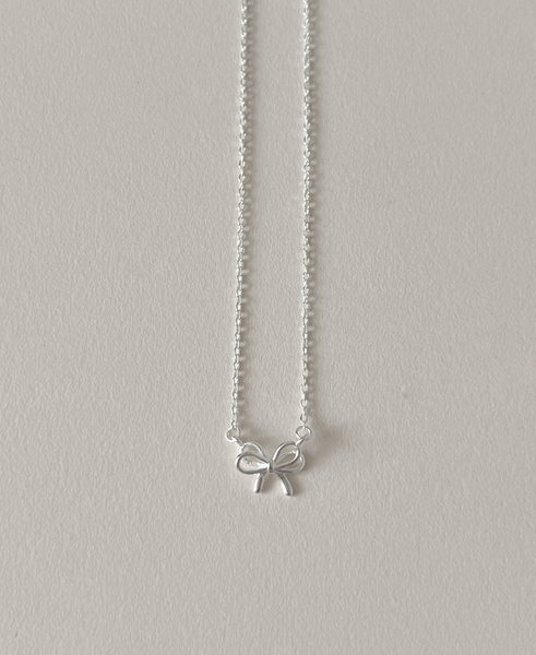 [aube n berry] 925Silver Mini Ribbon Pendant Silver Necklace