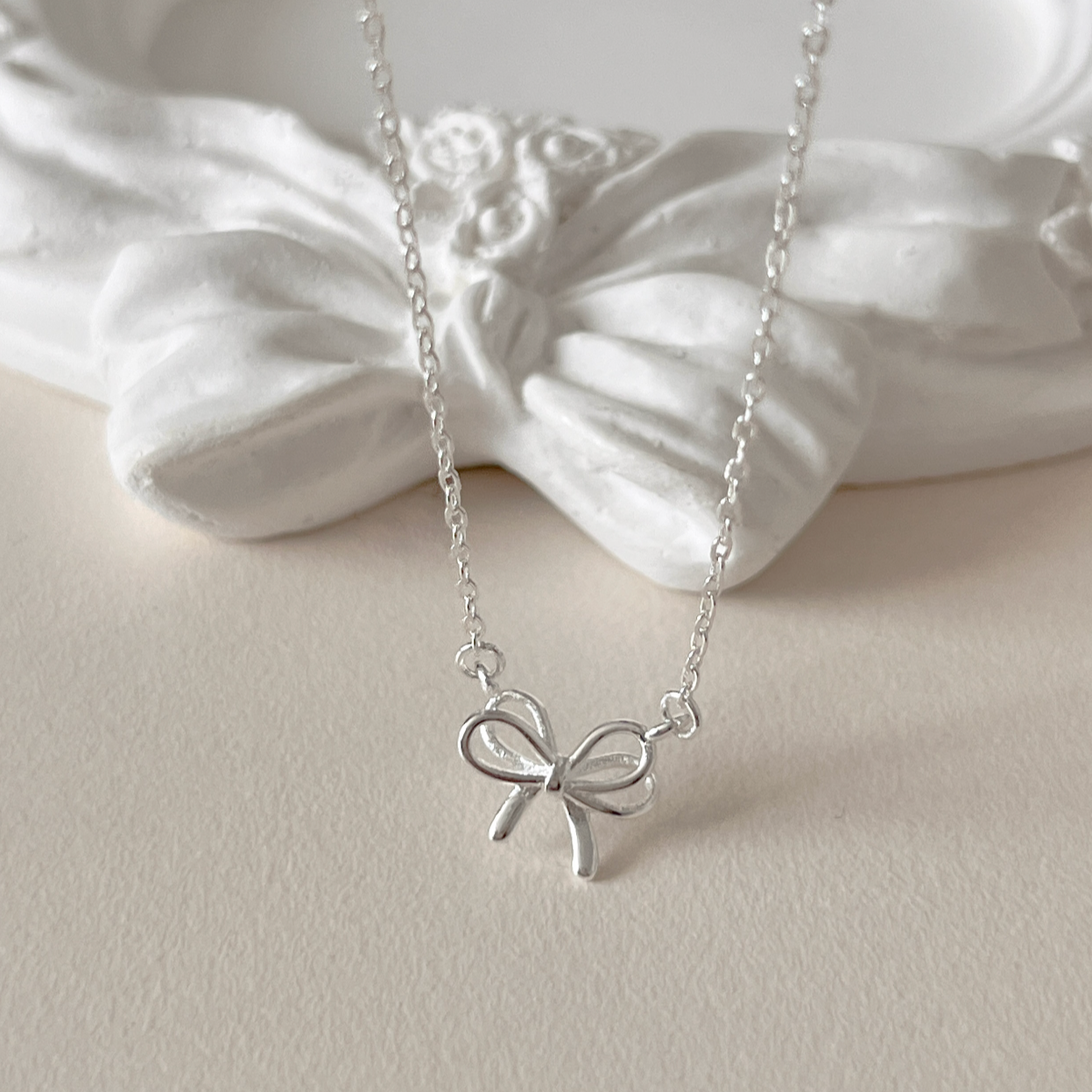 [aube n berry] 925Silver Mini Ribbon Pendant Silver Necklace