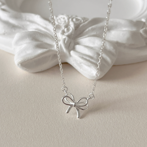 [aube n berry] 925Silver Mini Ribbon Pendant Silver Necklace