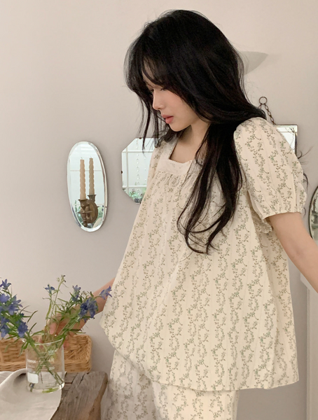 [Juuneedu] Cosette Flower Short Sleeve Pyjama Set