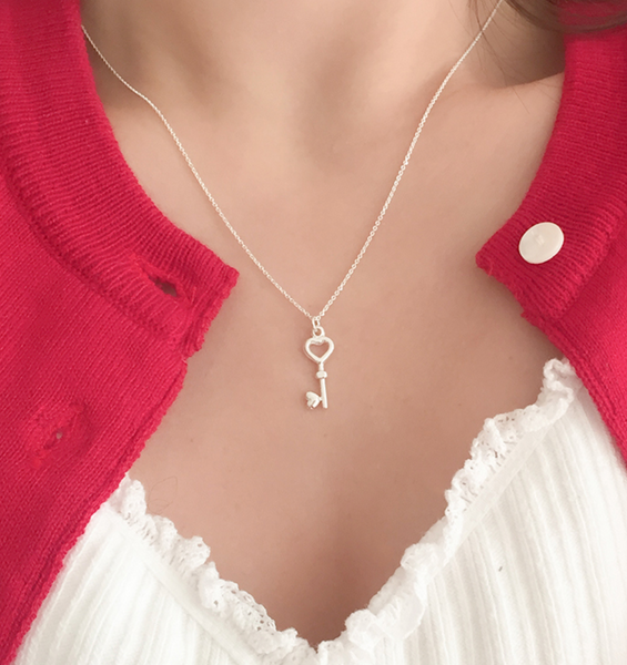 [moat] Heart Key Necklace (Silver925)