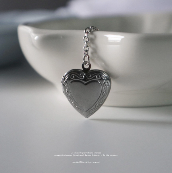 [hioo.kr] Loving Memory Locket Keyring