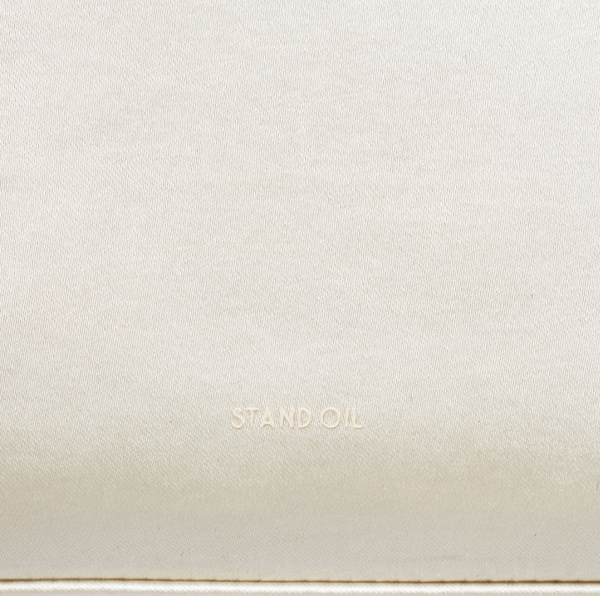 [STAND OIL] Satin Shoulder Bag (Cream)